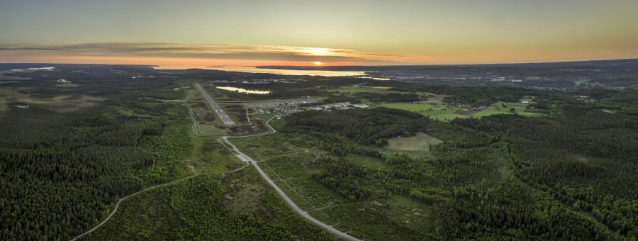 Sunrise over the airport with Jönköping and Vättern on the horizon