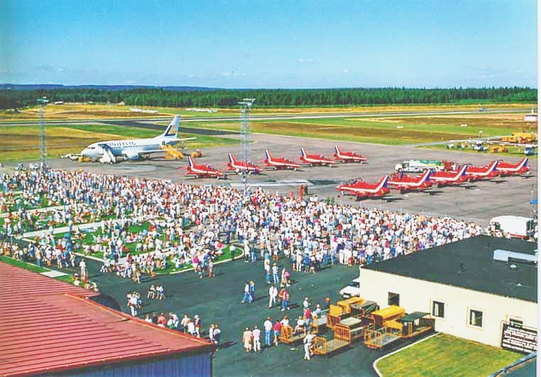 Invigning av Jönköping Flygplats nya terminalbyggnad 1 september 1991.